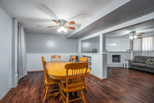 $299,900 | 817 16th Street, Bettendorf, IA 52722
