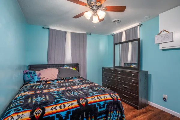 $299,900 | 817 16th Street, Bettendorf, IA 52722
