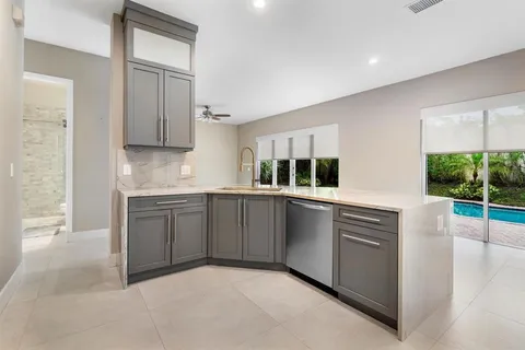 $1,399,000 | 1650 Southwest 2nd Avenue, Boca Raton, FL 33432