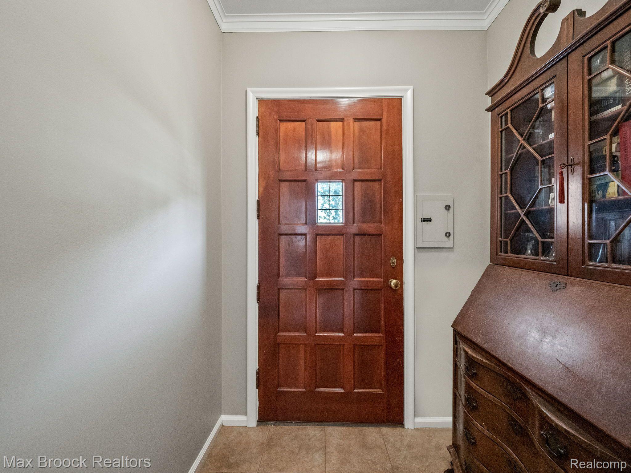 4434 Samoset Road Royal Oak, MI 48073 - Photo 21 of 41 Gallery Image 21