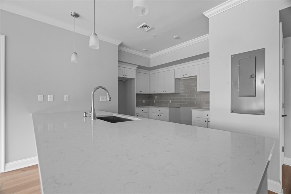 635 Old Post Road, Unit 110 Sharon, MA 02067 - Photo 12 of 33 Gallery Image 12