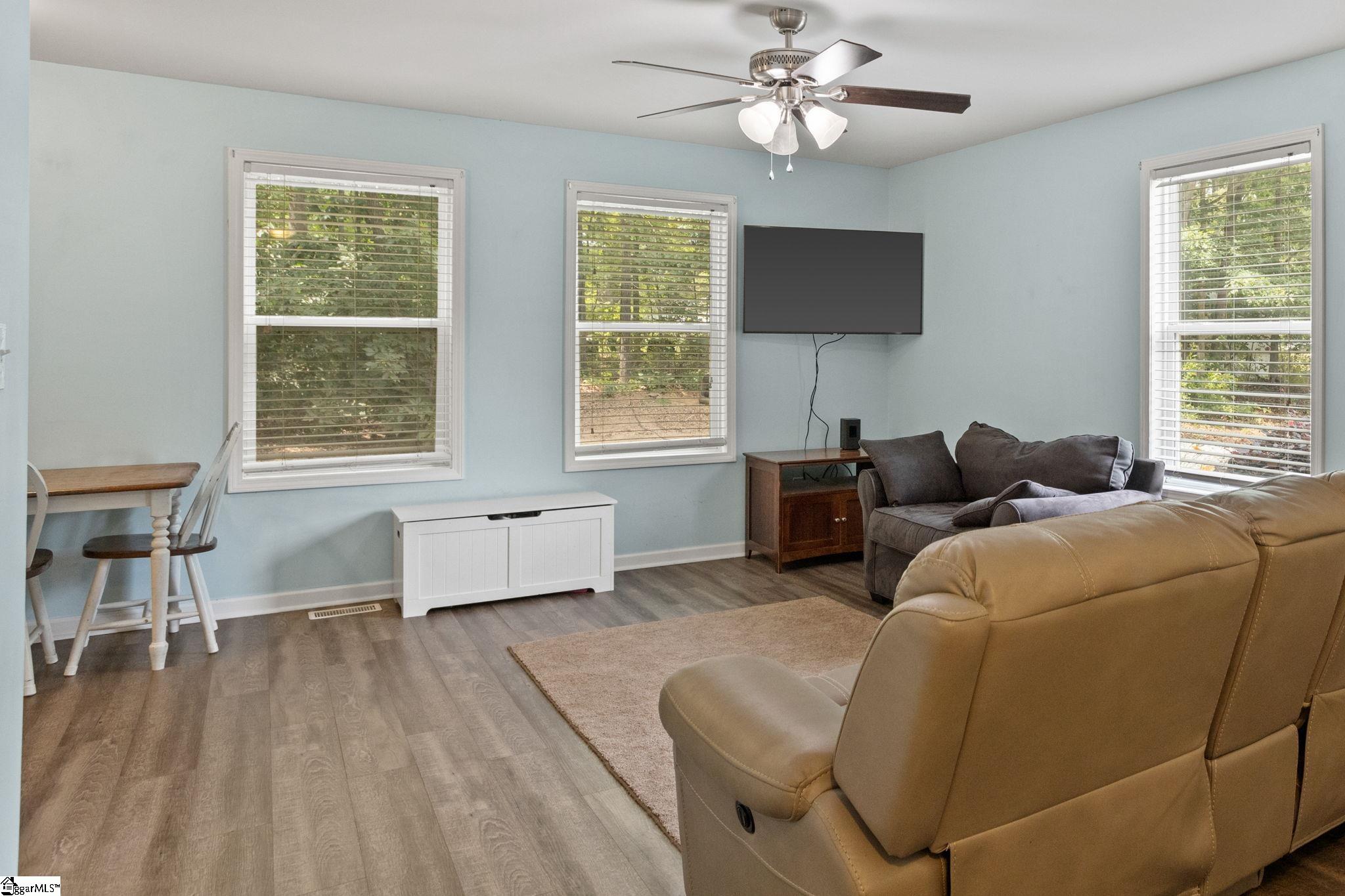 300 Burgess School Road Pelzer, SC 29669 - Photo 10 of 29