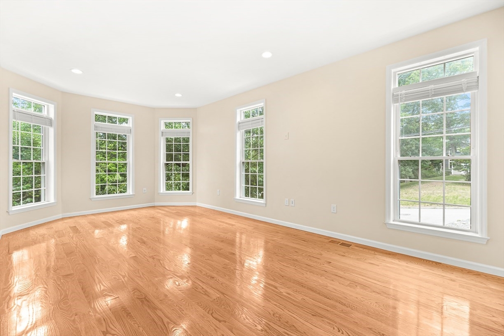 18 Grant Road Winchester, MA 01890 - Photo 4 of 42