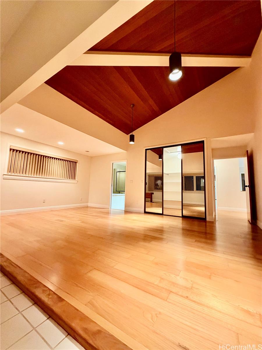 2138 Laukahi Street Honolulu, HI 96821 - Photo 7 of 16