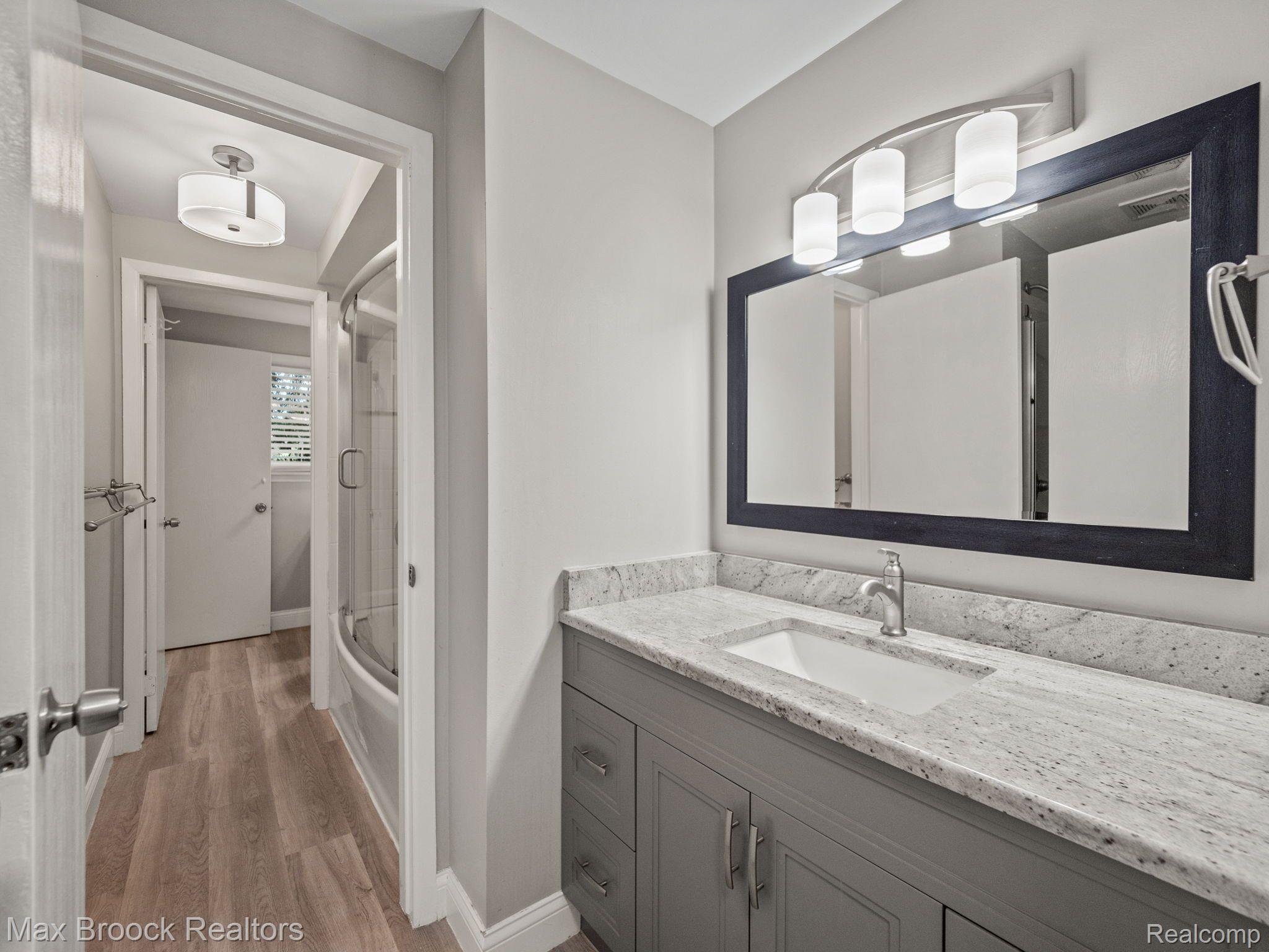740 Dressler Lane Rochester, MI 48307 - Photo 16 of 30 Gallery Image 16