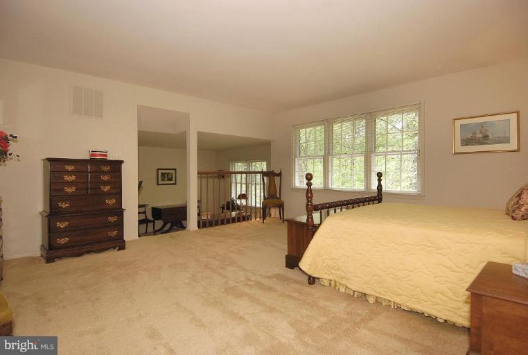 11731 Quay Road Oakton, VA 22124 - Photo 12 of 29 Master Bedroom #2