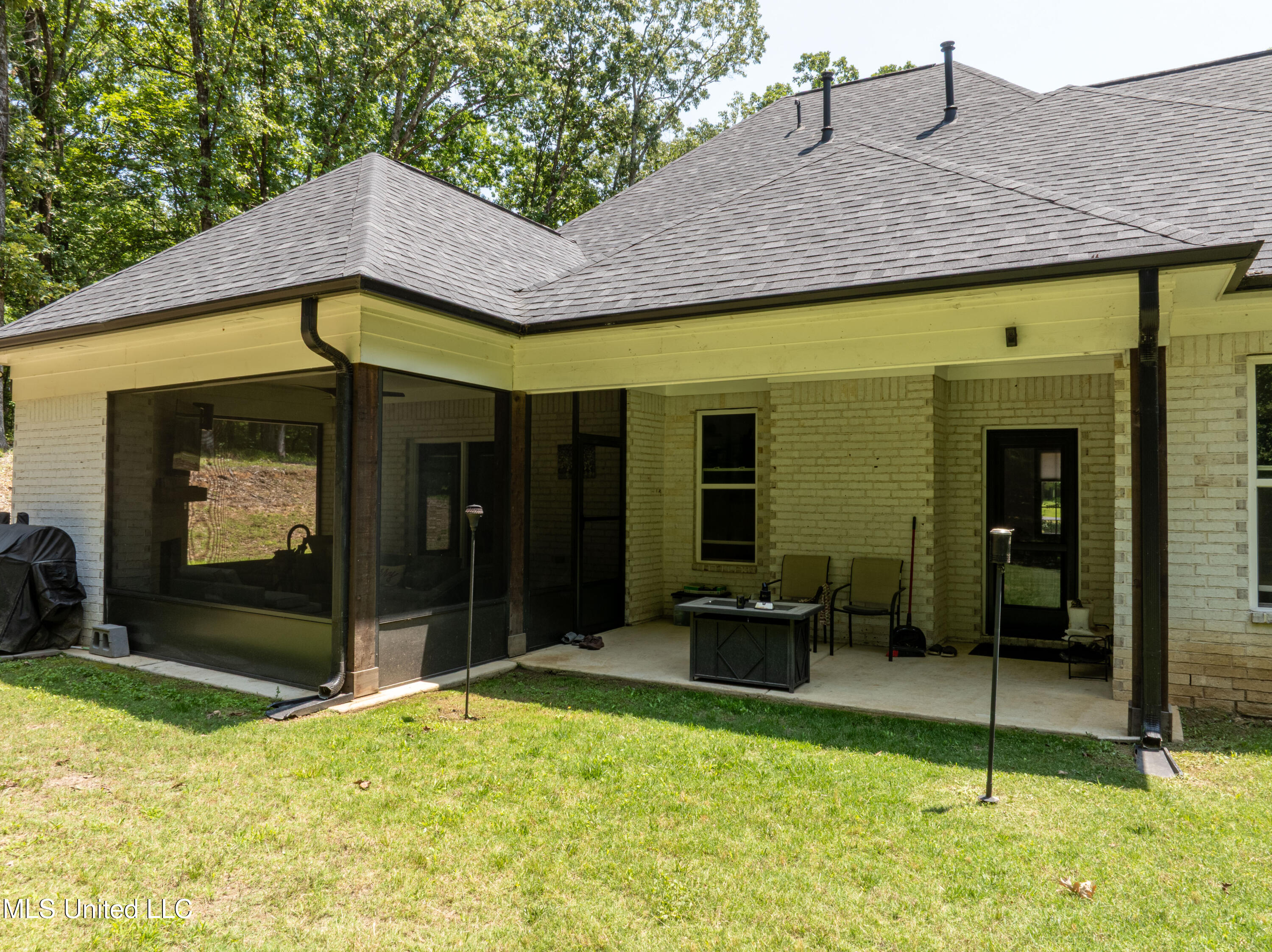 5205 Polk Lane Olive Branch, MS 38654 - Photo 5 of 36 polk-12