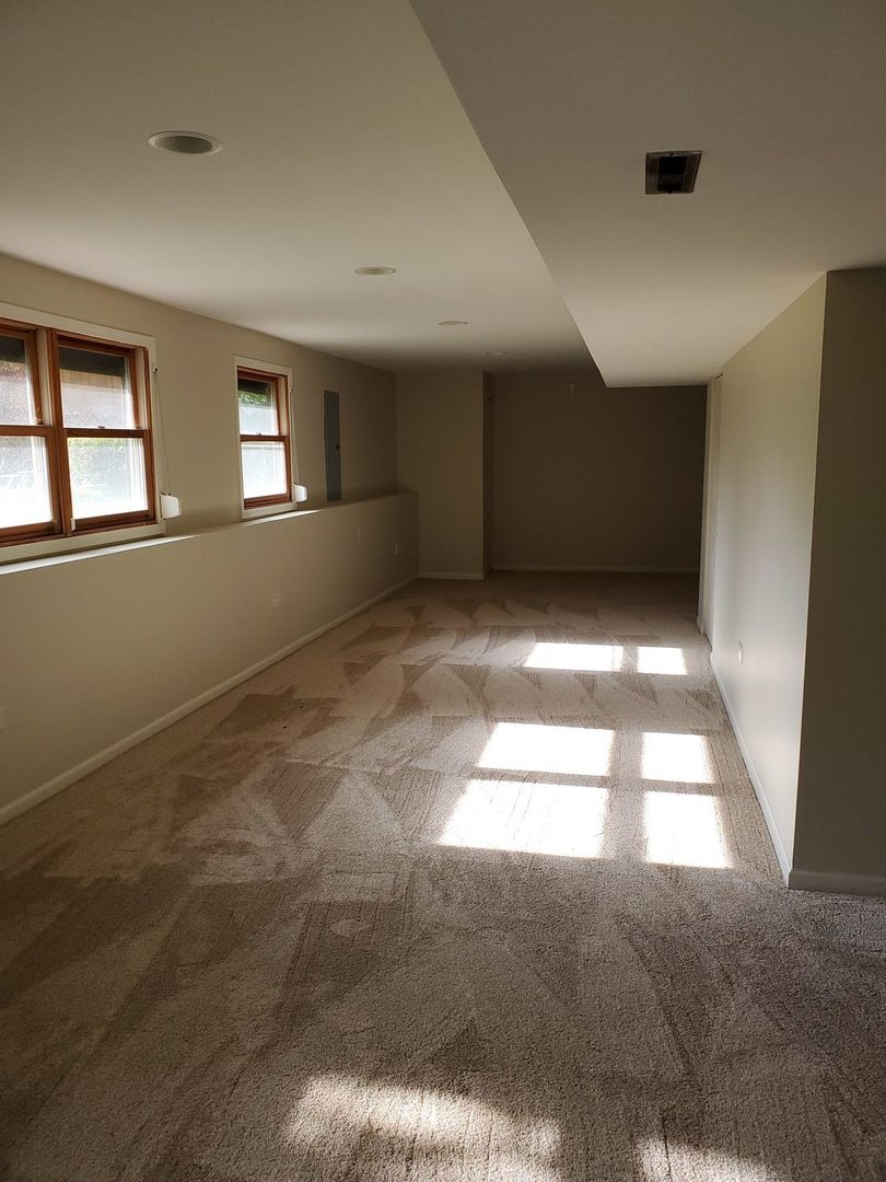950 Ripple Brook Lane Elgin, IL 60120 - Photo 32 of 38 a view of empty room with windows