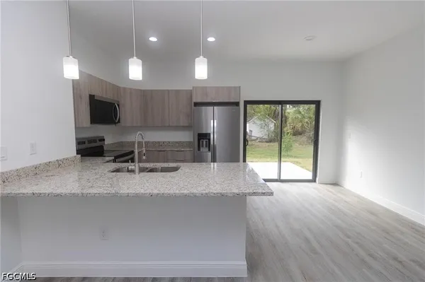 $284,999 | 1476 Rugby Circle, LaBelle, FL 33935