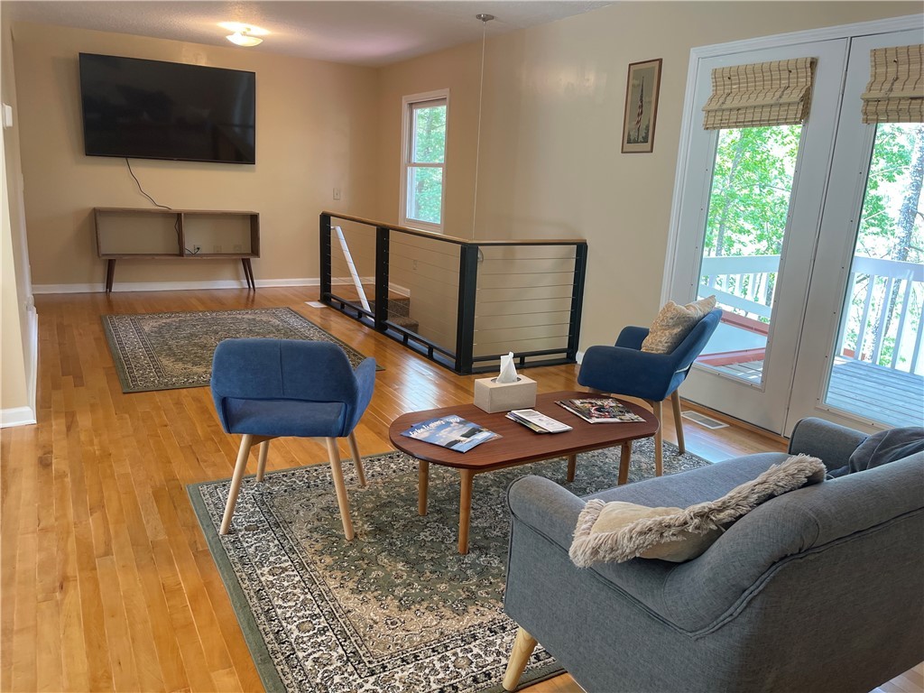 649 State Rd S-37-577 Salem, SC 29676 - Photo 14 of 50 Living Room