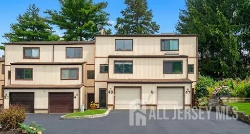 $375,000 | 48 Ellen Heath Drive, Matawan, NJ 07747