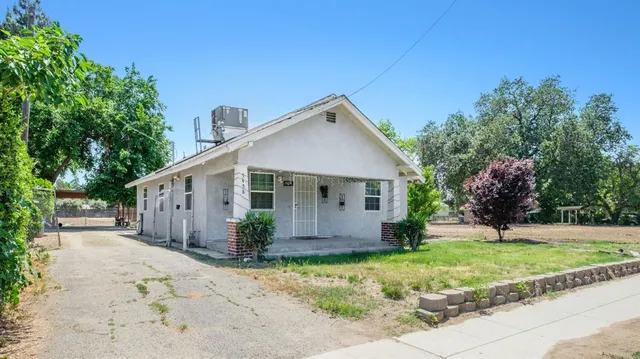 $599,000 | 5458 East Tulare Street, Fresno, CA 93727