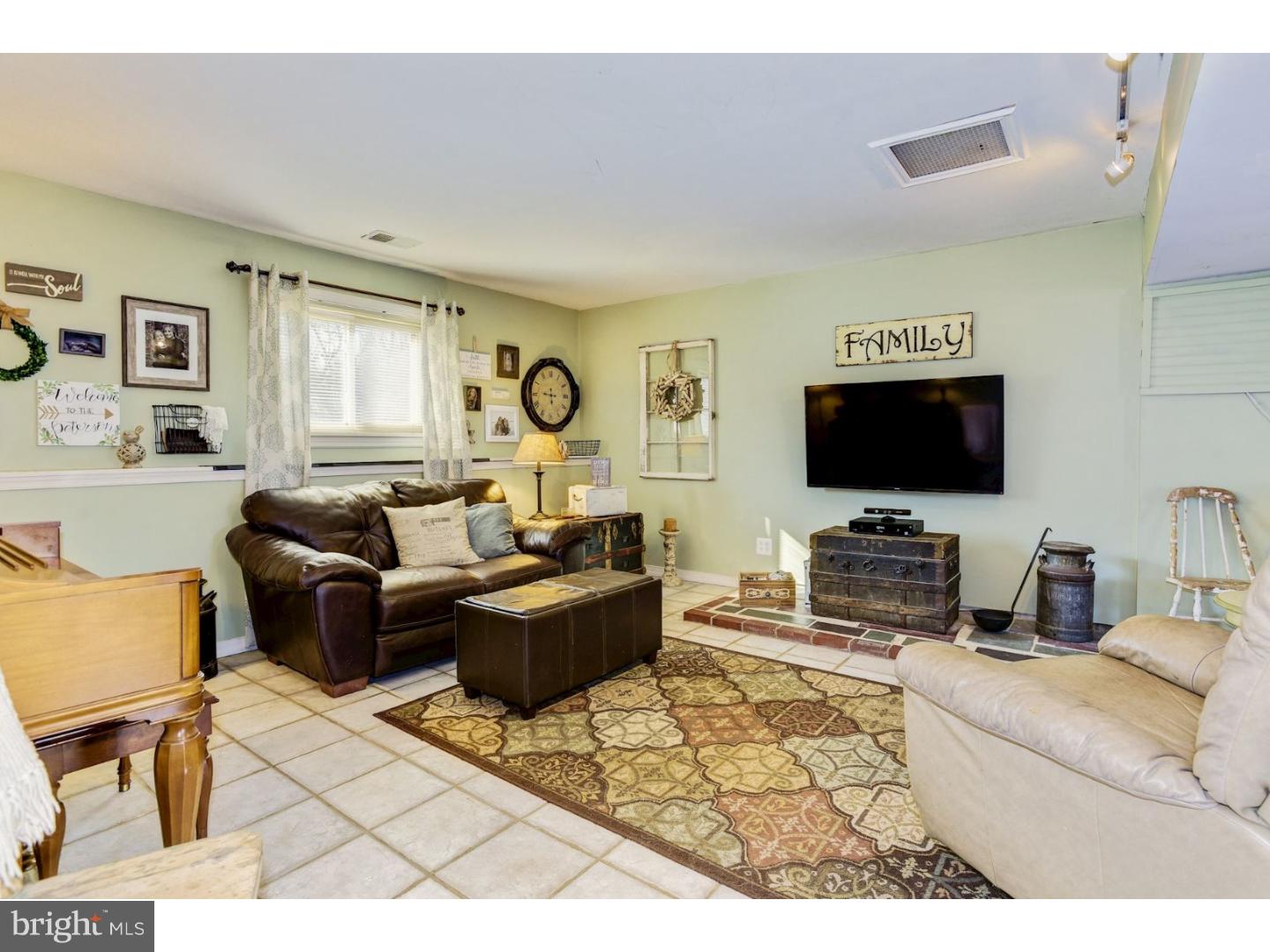 108 Hilltop Road Atco, NJ 08053 - Photo 14 of 25 Family Room