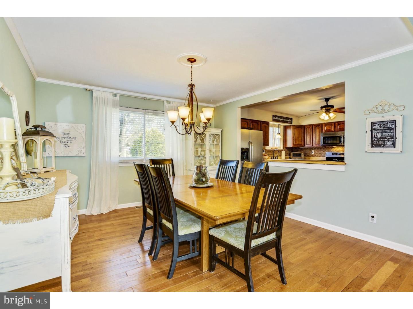 108 Hilltop Road Atco, NJ 08053 - Photo 8 of 25 Dining Room