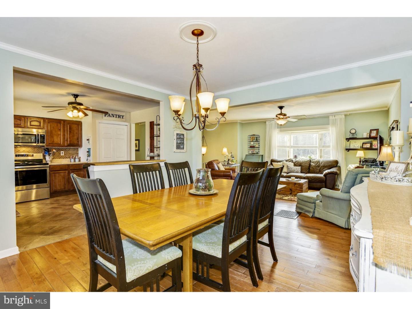 108 Hilltop Road Atco, NJ 08053 - Photo 9 of 25 Dining Room