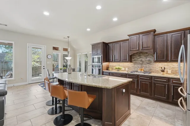 $530,000 | 127 Deerchase Drive, Conroe, TX 77384