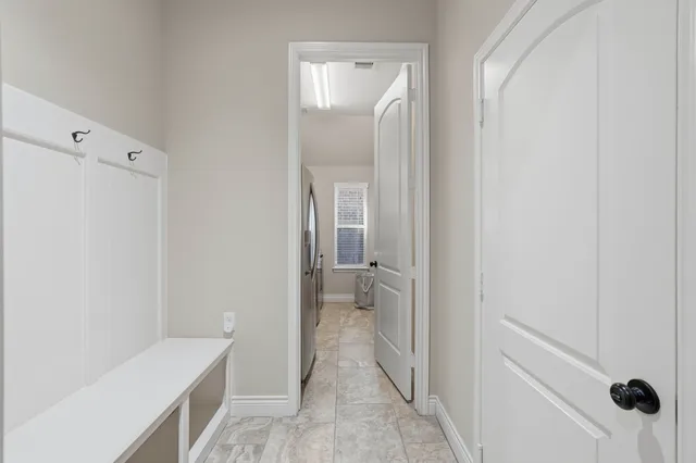 $530,000 | 127 Deerchase Drive, Conroe, TX 77384