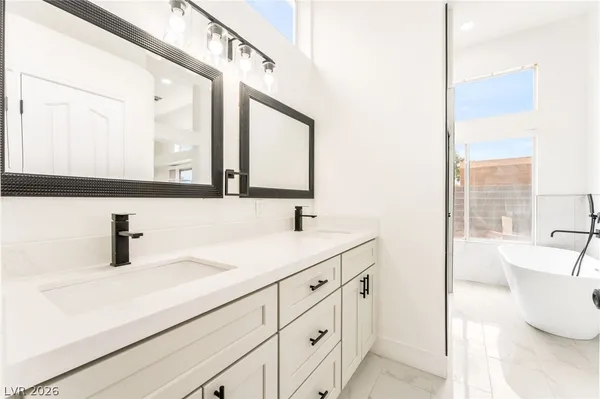 $2,900 | 529 Rancho Del Mar Way, North Las Vegas, NV 89031