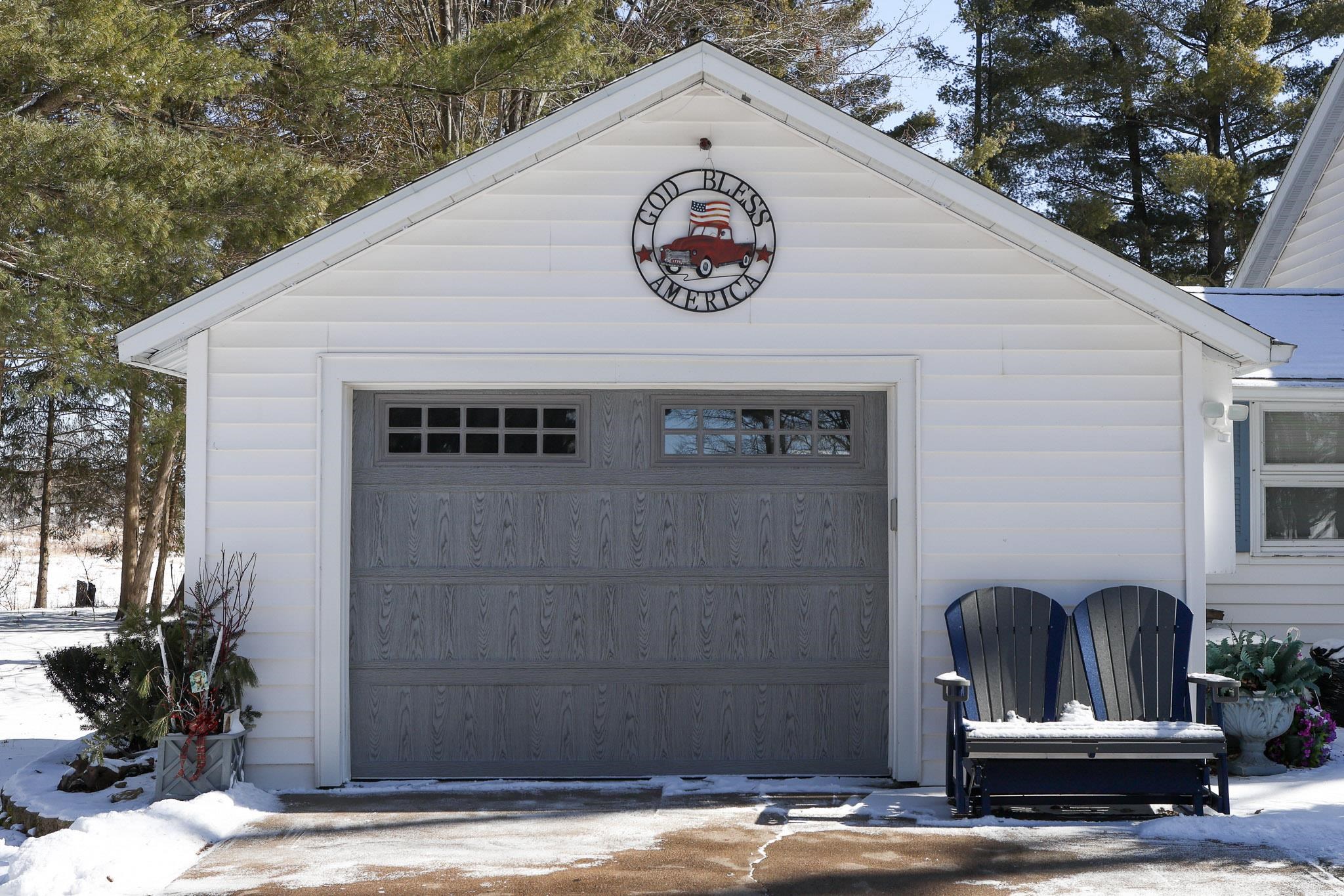 N6306 Pond Street Manawa, WI 54949 - Photo 3 of 22
