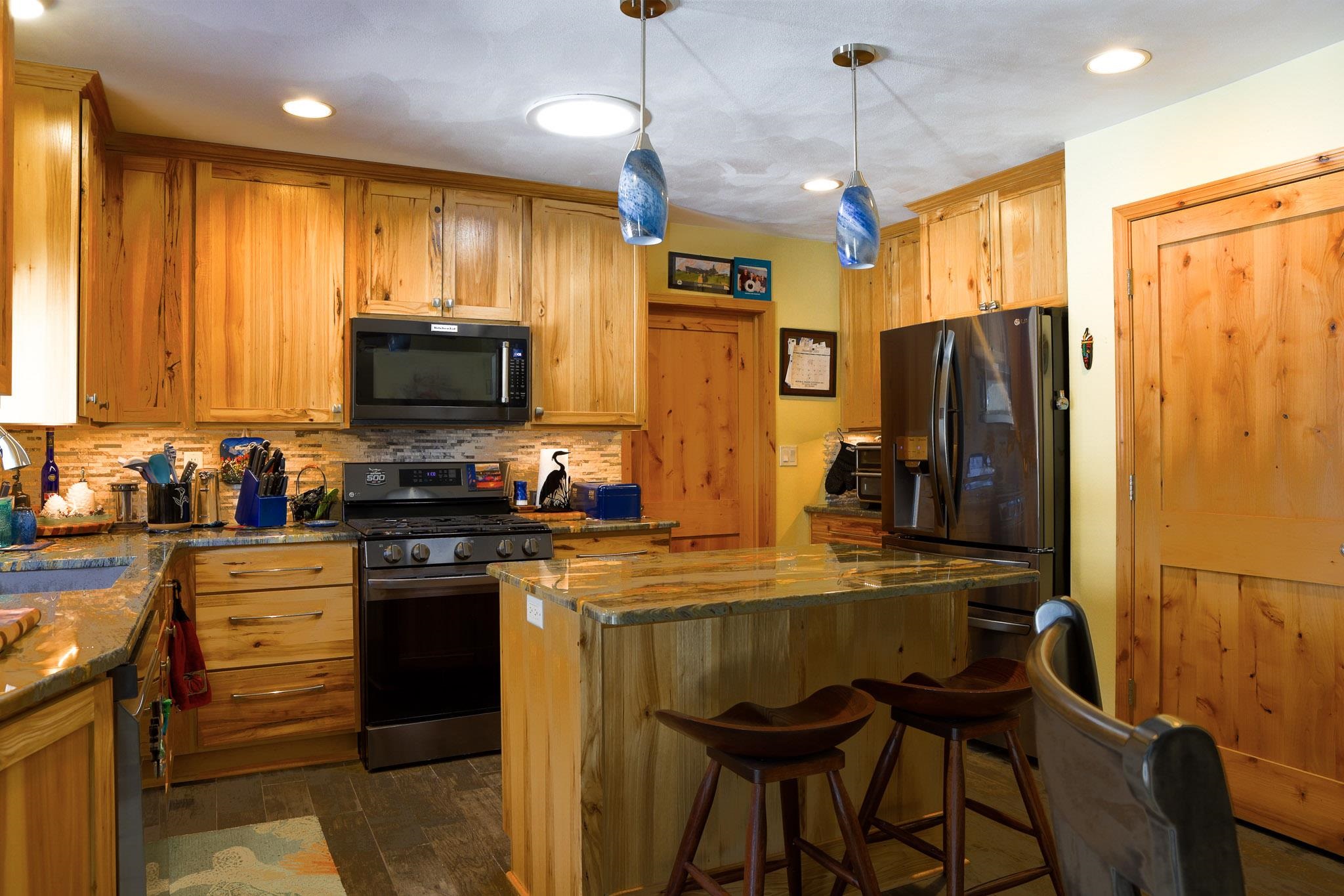 N6306 Pond Street Manawa, WI 54949 - Photo 4 of 22