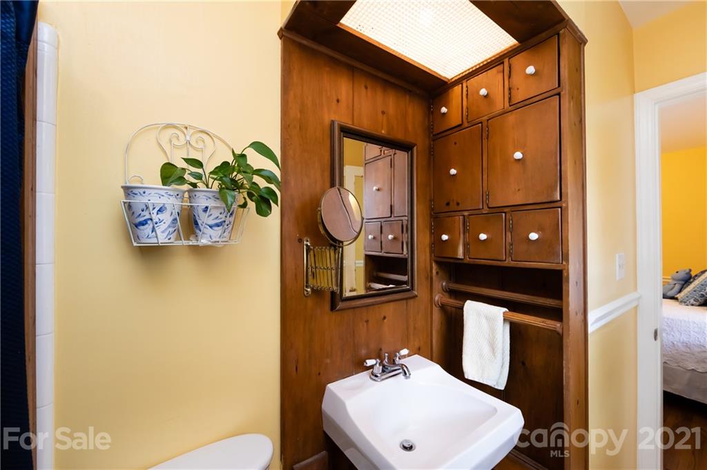 3125 Goneaway Road Charlotte, NC 28210 - Photo 18 of 36 Gallery Image 18