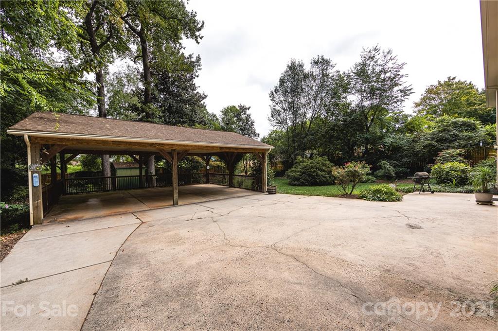 3125 Goneaway Road Charlotte, NC 28210 - Photo 31 of 36 Gallery Image 31