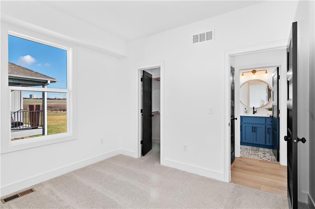 19317 South Skyview Lane Spring Hill, KS 66083 - Photo 16 of 40