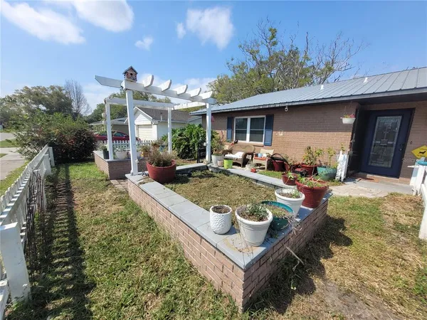$345,000 | 5203 Presidential Street, Seffner, FL 33584