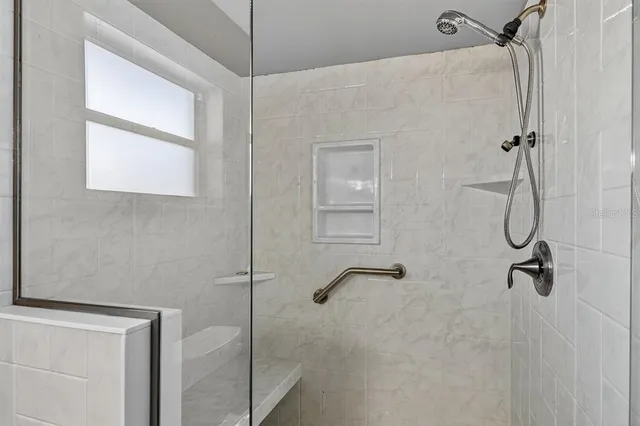 a view of a entrance of the house