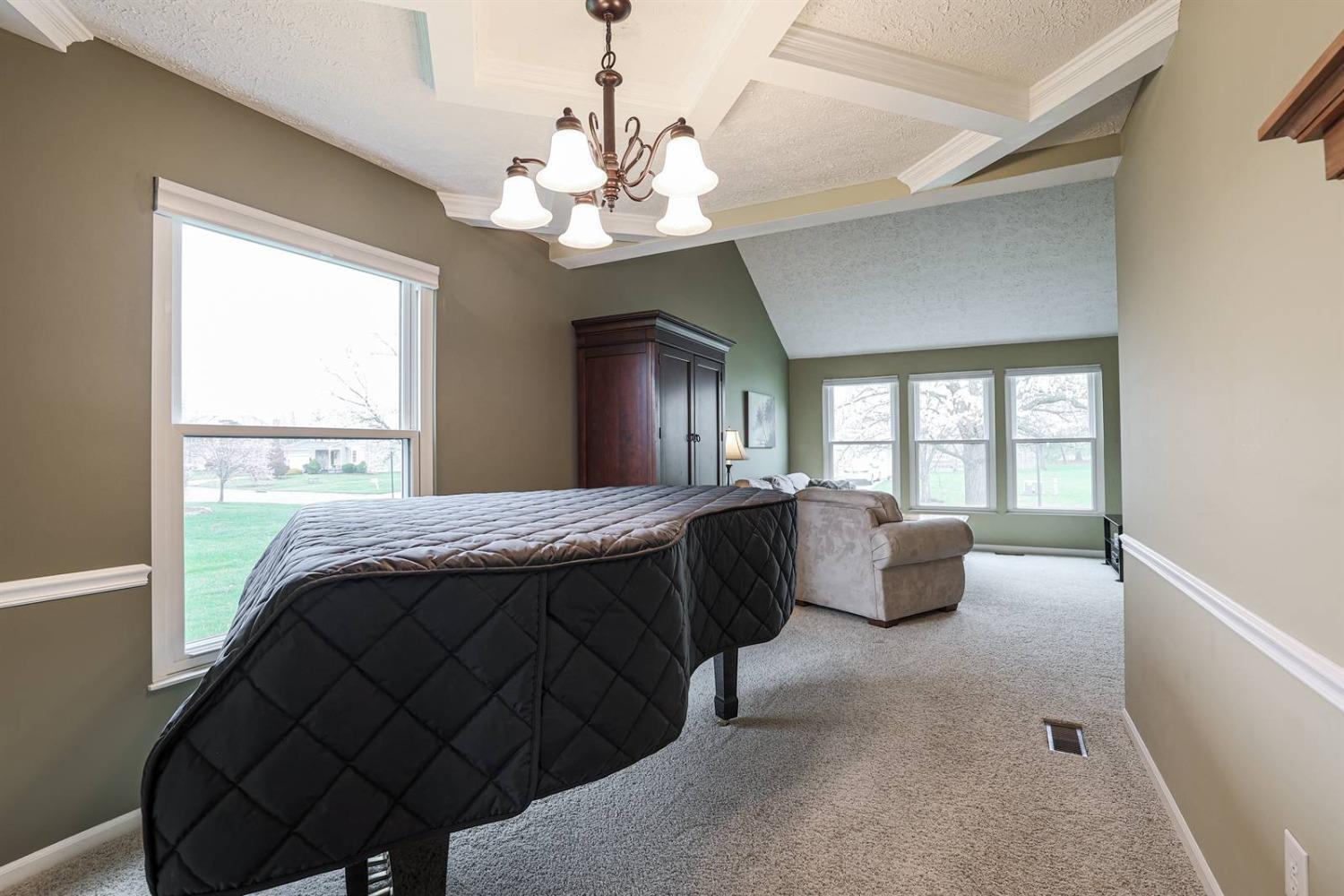 8873 Rambling Ridge Drive West Chester, OH 45069 - Photo 12 of 42 Gallery Image 12