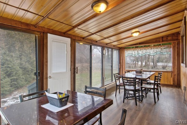 5000 West Genesee Street Camillus, NY 13031 - Photo 23 of 47 Enclosed Porch