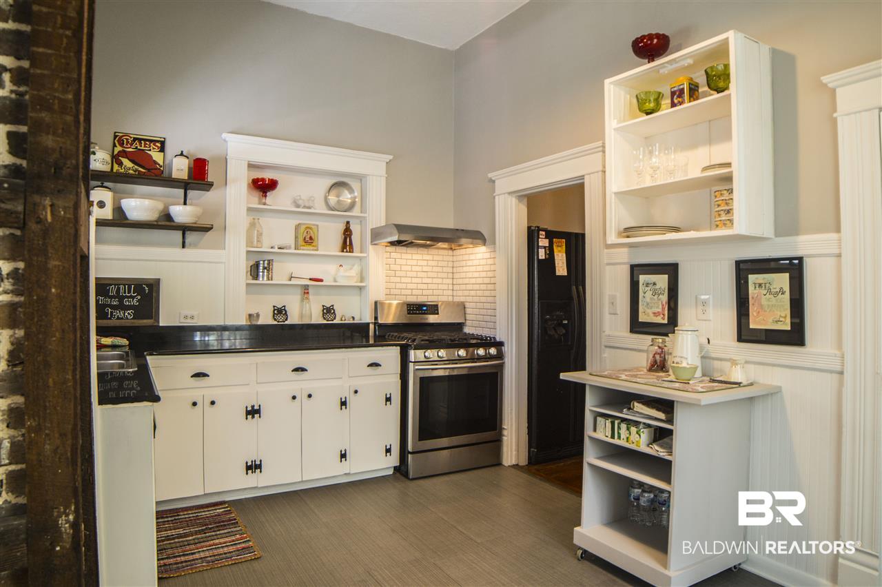 134 Margaret Street Mobile, AL 36607 - Photo 21 of 41