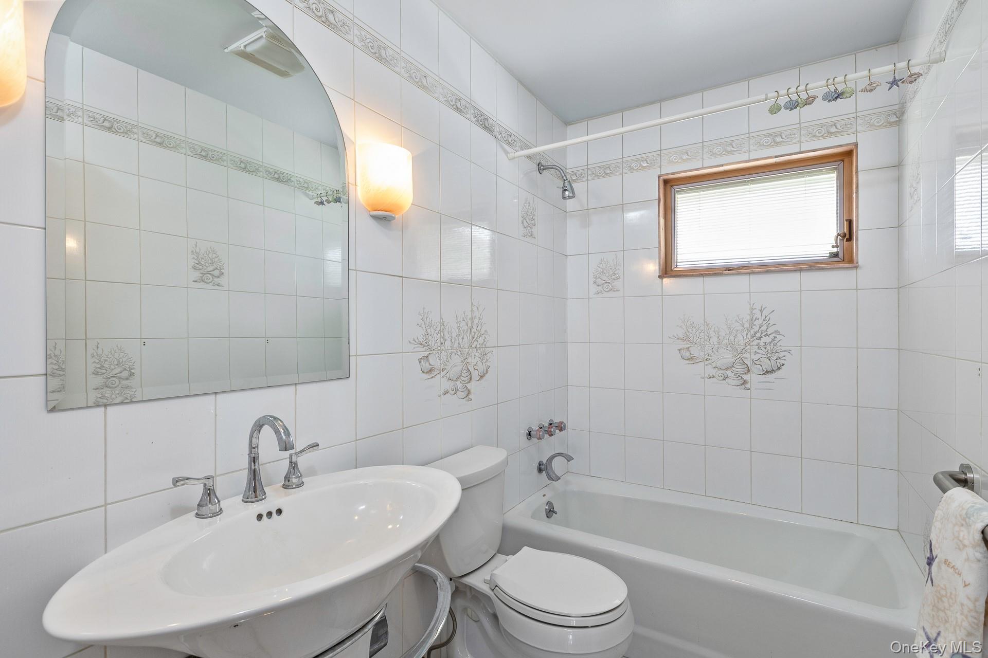 10 Fortune Court Commack, NY 11725 - Photo 18 of 34 Main Full bath with pedestal sink