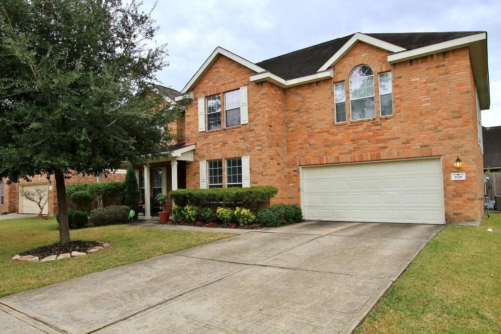 2118 Long Trail Path Court Spring, TX 77373 - Photo 2 of 27 FRONT VIEW