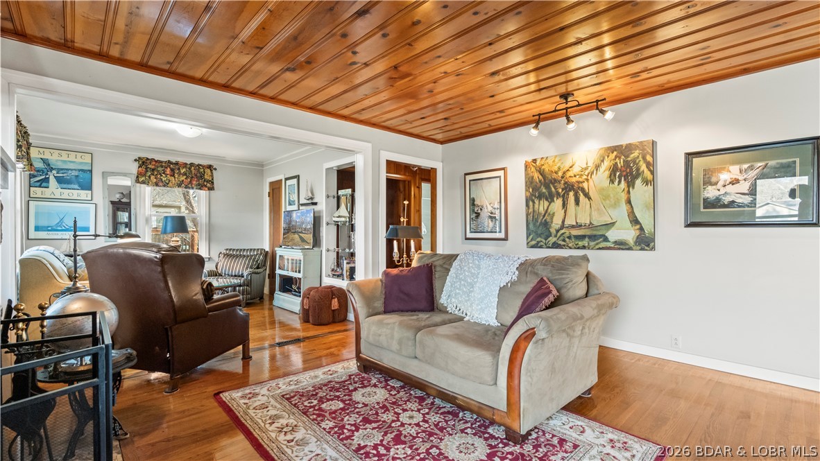 90 Arrowhead Beach Road Lake Ozark, MO 65049 - Photo 18 of 46