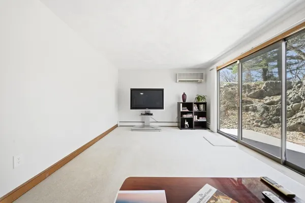 $900,000 | 15 Sparhawk Drive, Burlington, MA 01803