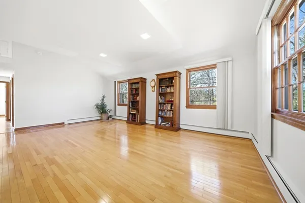 $900,000 | 15 Sparhawk Drive, Burlington, MA 01803