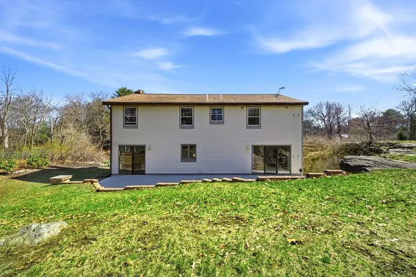 $900,000 | 15 Sparhawk Drive, Burlington, MA 01803
