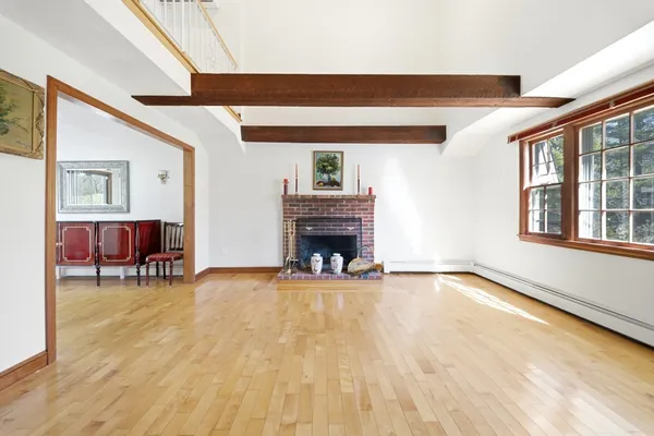 $900,000 | 15 Sparhawk Drive, Burlington, MA 01803