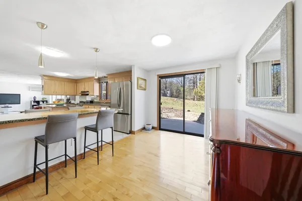 $900,000 | 15 Sparhawk Drive, Burlington, MA 01803