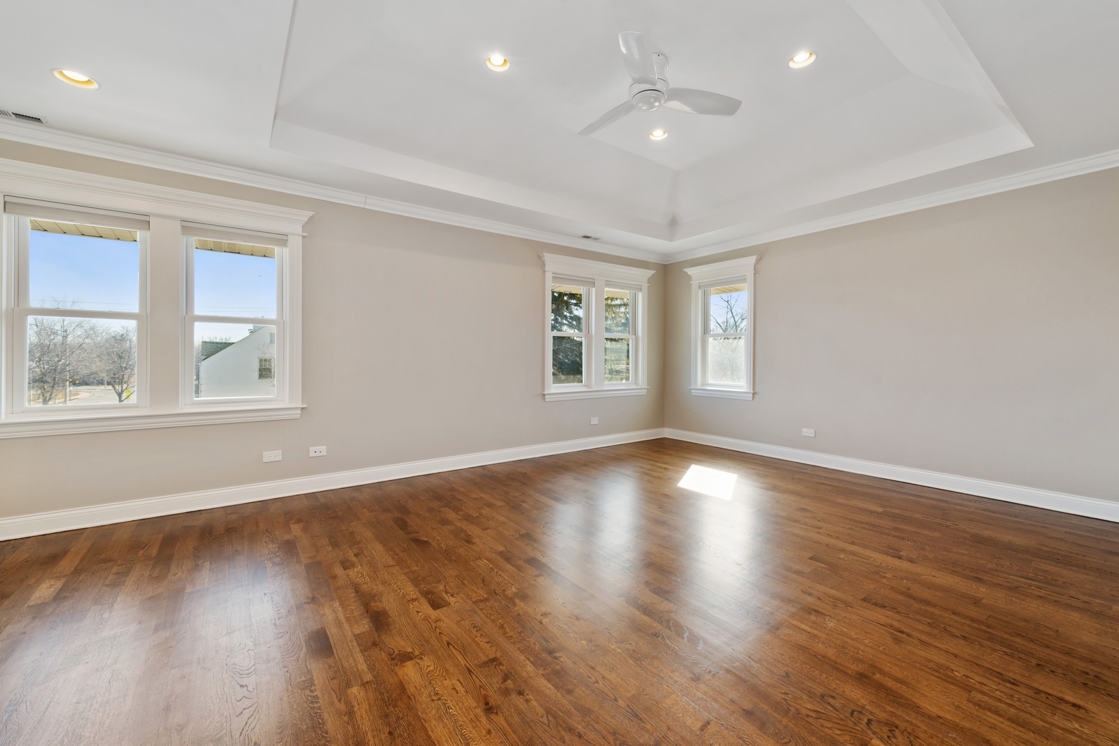 Undisclosed Address Oak Park, IL 60302 - Photo 16 of 28