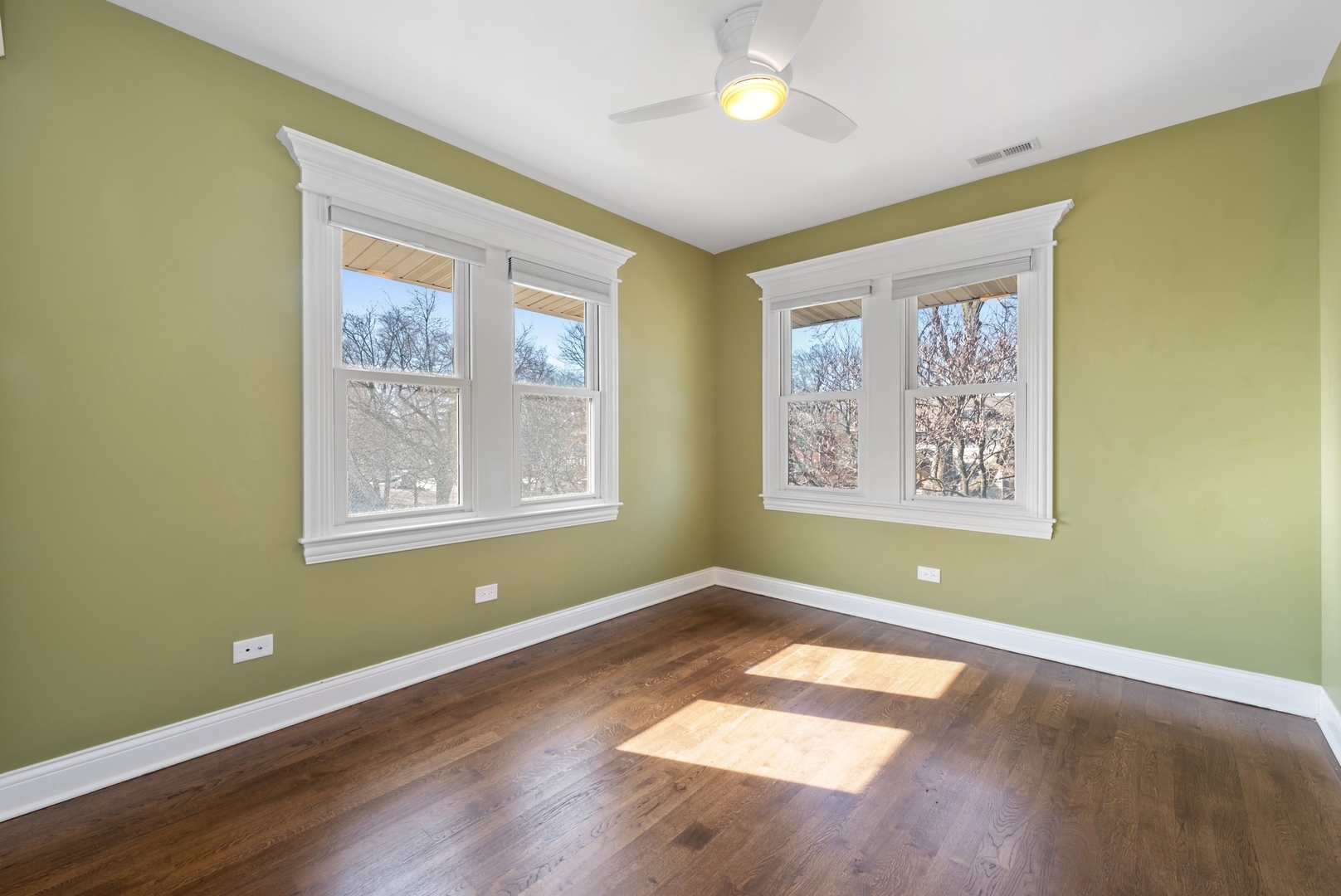 Undisclosed Address Oak Park, IL 60302 - Photo 23 of 28