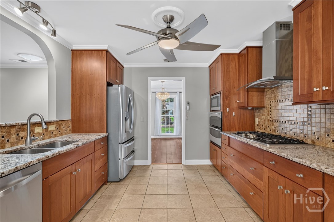 304 Wellington Road Savannah, GA 31410 - Photo 17 of 71 Gallery Image 17