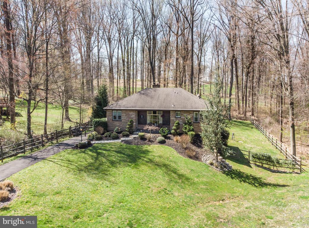 302 Brae Bourn Road Huntingdon Valley, PA 19006 - Photo 3 of 63 Gallery Image 3