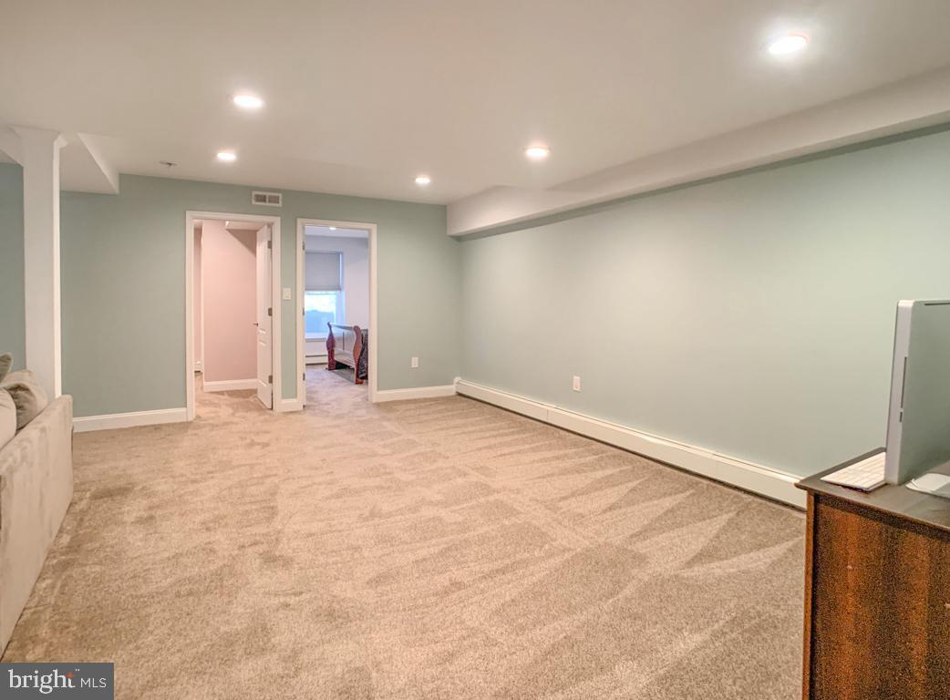 302 Brae Bourn Road Huntingdon Valley, PA 19006 - Photo 36 of 63 Lower Lev el