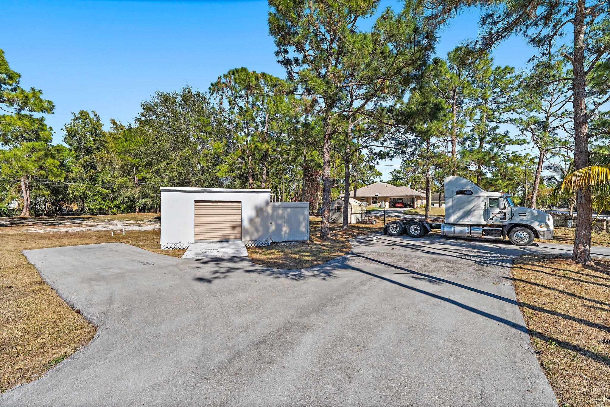 18389 41st Road North Loxahatchee, FL 33470 - Photo 30 of 33 a building view