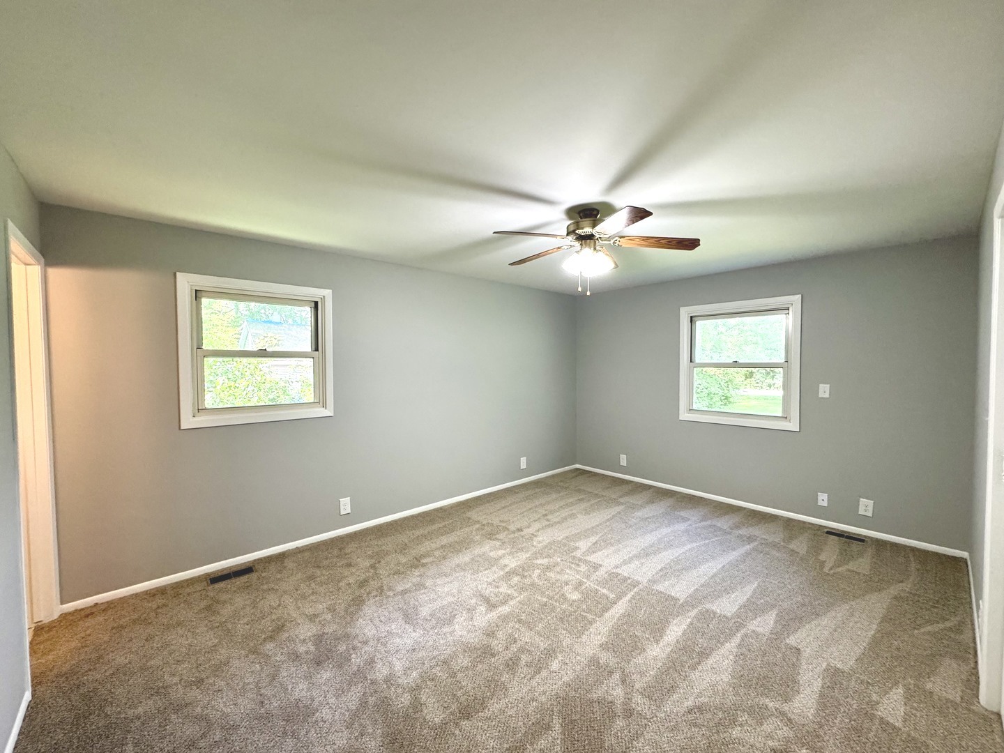8421 Hickory Nut Grove Road Cary, IL 60013 - Photo 8 of 24
