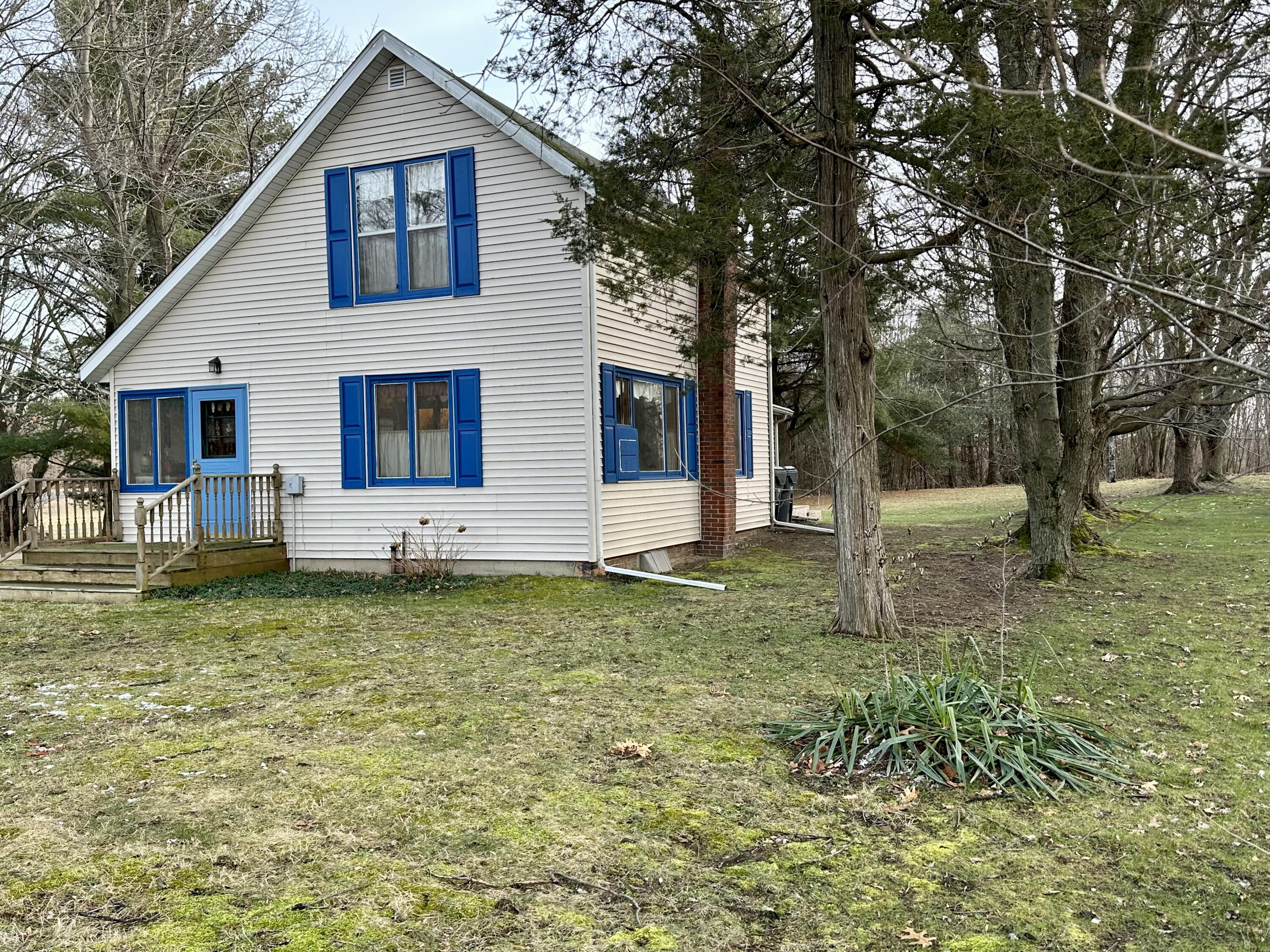6040 Kaiser Road Benton Harbor, MI 49022 - Photo 3 of 39 F556924F-24CB-4751-A923-6413F0BE483E