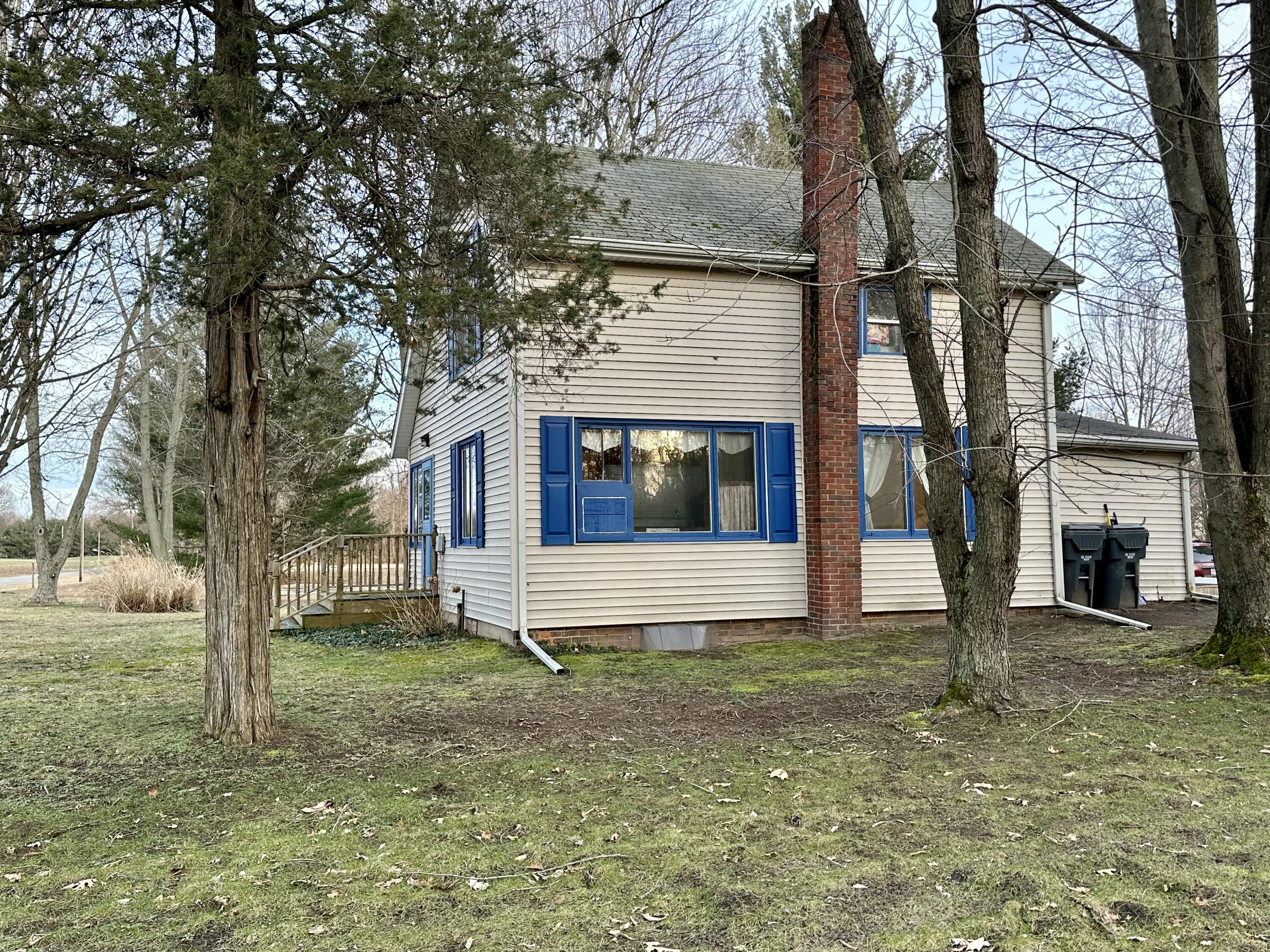6040 Kaiser Road Benton Harbor, MI 49022 - Photo 4 of 39 104D0D9F-2C63-4D2A-ADCA-25C9D5E0BA5B