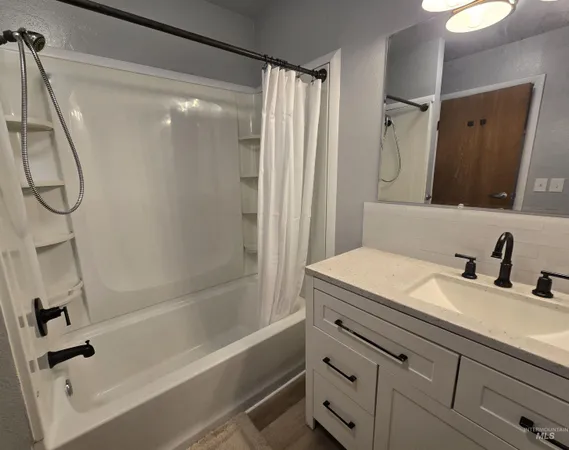 $340,000 | 1073 West 5th Street, Weiser, ID 83672